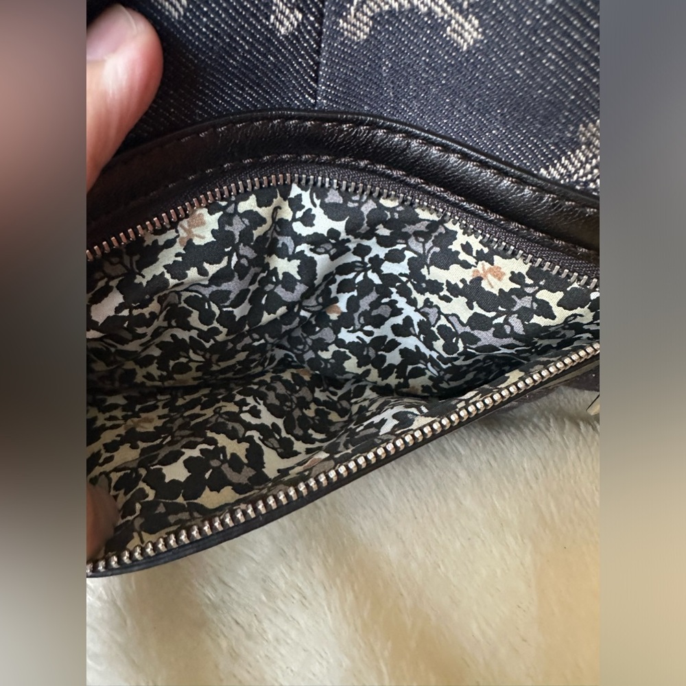 Celine Ladies Shoulder/Hand Bag - Picture 15 of 16